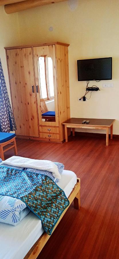 Lhardak Home Stay Leh Kültér fotó